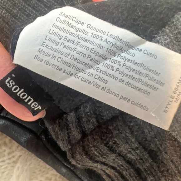 Isotoner men’s black gloves size M - Picture 5 of 10